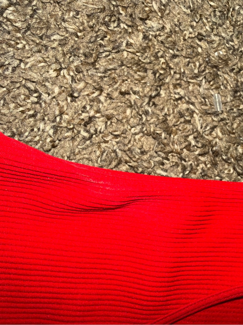 Soft V-Neck Ribbed Red Tank Top - Picture 3 of 3